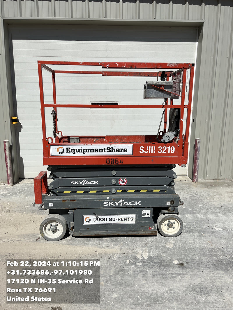 Load image into Gallery viewer, 2016 Skyjack SJIII-3219 Scissor Lift
