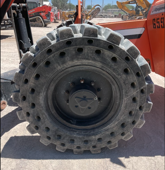 Load image into Gallery viewer, 2014 SkyTrak 10054 Telehandler
